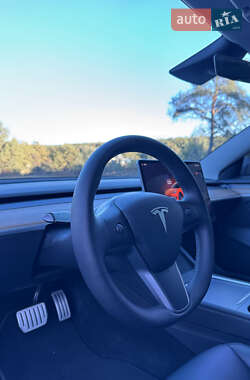 Седан Tesla Model 3 2022 в Тернополе