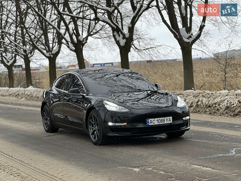 Седан Tesla Model 3 2019 в Володимирі фото 3 Седан Tesla Model 3 2019 в Володимирі