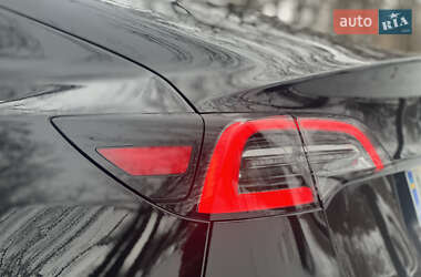 Седан Tesla Model 3 2019 в Владимире