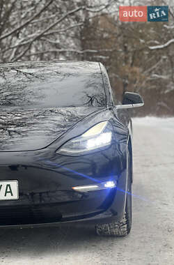 Седан Tesla Model 3 2019 в Владимире