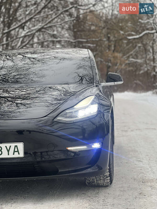 Седан Tesla Model 3 2019 в Володимирі фото 28 Седан Tesla Model 3 2019 в Володимирі