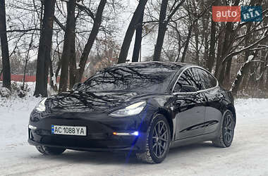 Седан Tesla Model 3 2019 в Владимире