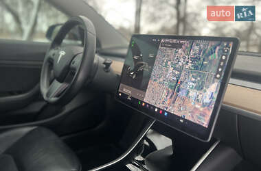 Седан Tesla Model 3 2019 в Владимире