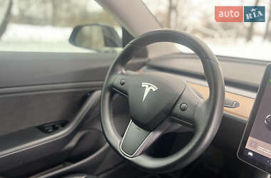 Седан Tesla Model 3 2019 в Владимире