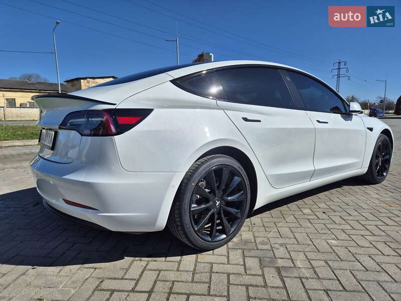 Седан Tesla Model 3 2020 в Мукачевому фото 10 Седан Tesla Model 3 2020 в Мукачевому