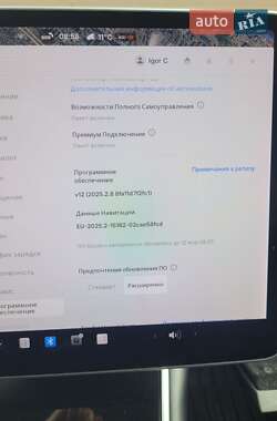 Седан Tesla Model 3 2019 в Киеве