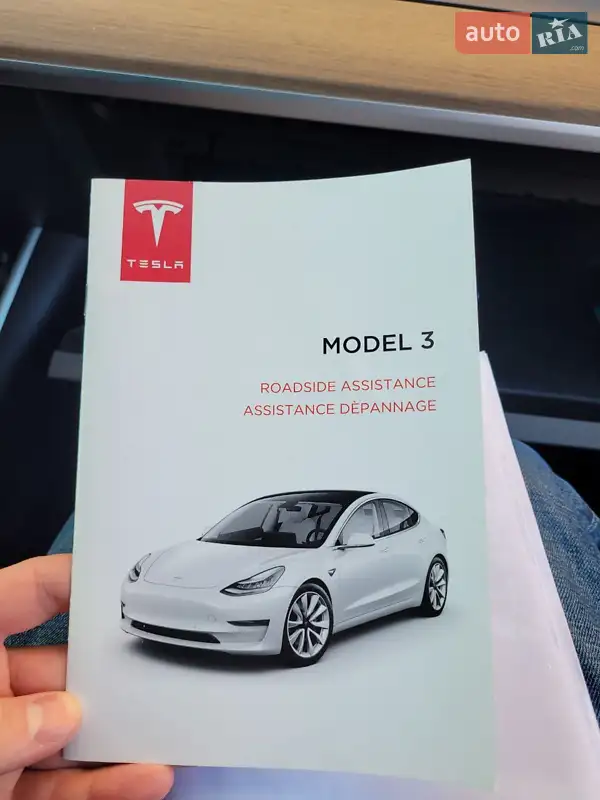Седан Tesla Model 3 2019 в Киеве документ