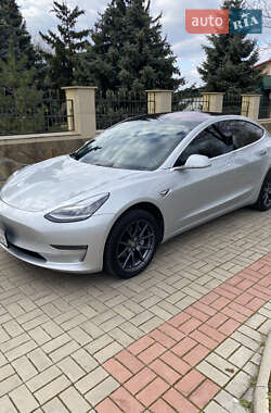 Седан Tesla Model 3 2018 в 