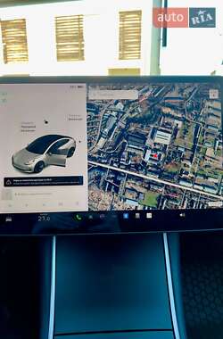 Седан Tesla Model 3 2018 в 