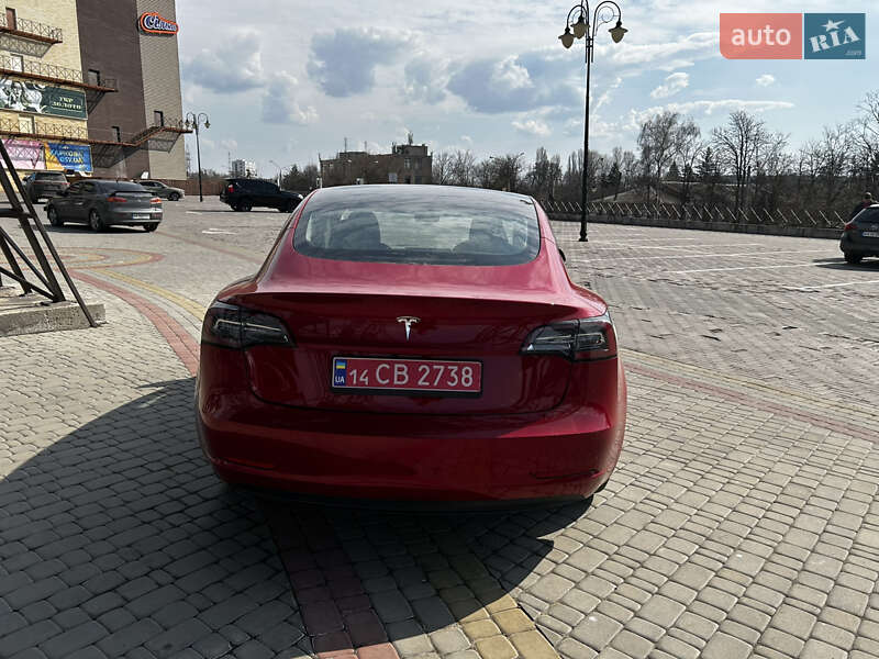 Седан Tesla Model 3 2022 в Харькове