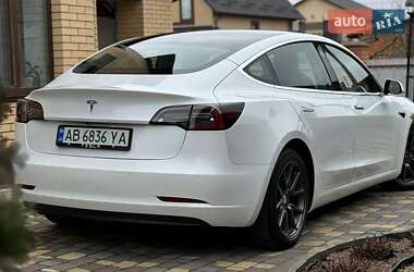 Седан Tesla Model 3 2020 в 