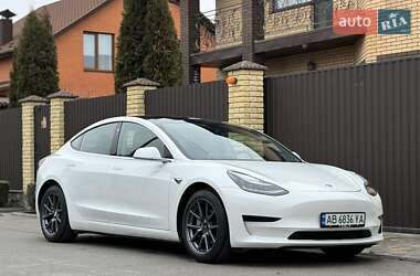 Седан Tesla Model 3 2020 в 