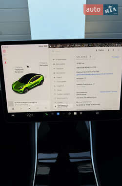 Седан Tesla Model 3 2019 в 