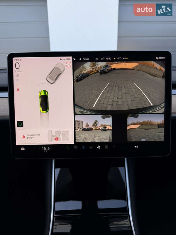 Седан Tesla Model 3 2019 в Ужгороде