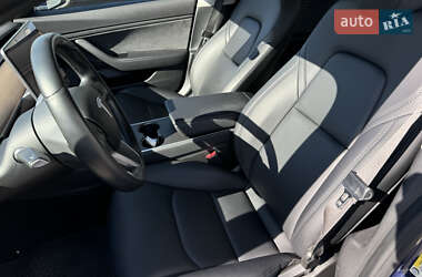 Седан Tesla Model 3 2019 в 