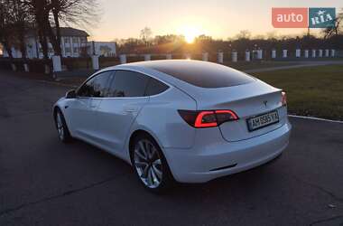 Седан Tesla Model 3 2019 в 