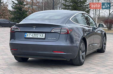 Седан Tesla Model 3 2020 в Ивано-Франковске