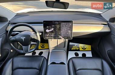 Седан Tesla Model 3 2018 в 