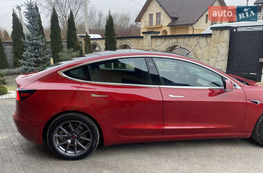Седан Tesla Model 3 2019 в Самборе