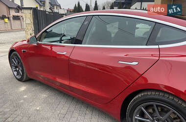 Седан Tesla Model 3 2019 в Самборе