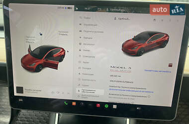 Седан Tesla Model 3 2019 в Самборе