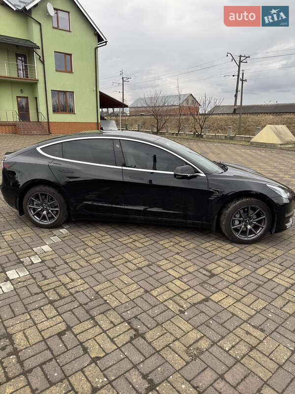 Седан Tesla Model 3 2020 в Самборі фото 3 Седан Tesla Model 3 2020 в Самборі