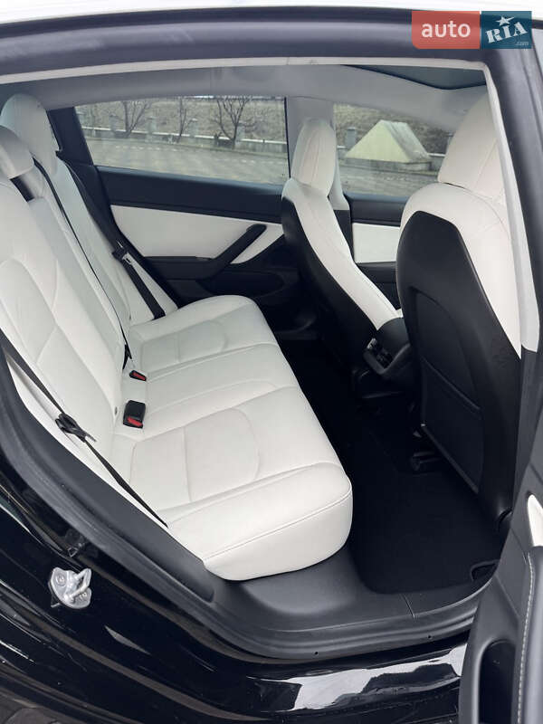 Седан Tesla Model 3 2020 в Самборі фото 14 Седан Tesla Model 3 2020 в Самборі