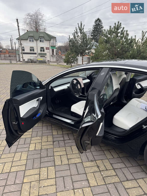Седан Tesla Model 3 2020 в Самборі фото 17 Седан Tesla Model 3 2020 в Самборі