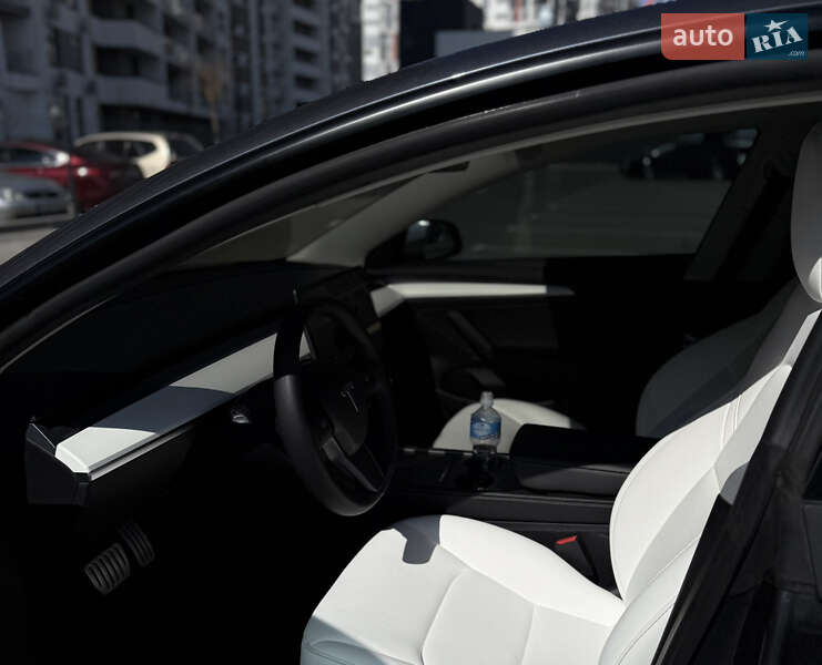 Седан Tesla Model 3 2022 в Киеве фото 11 Седан Tesla Model 3 2022 в Киеве