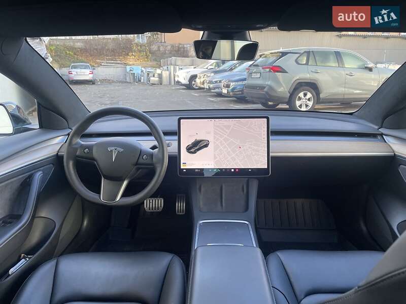 Седан Tesla Model 3 2021 в Києві