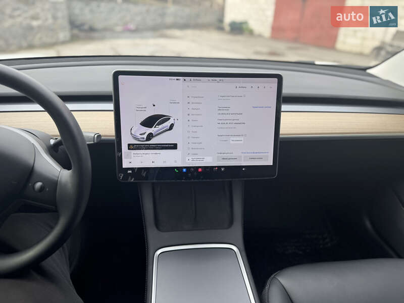 Седан Tesla Model 3 2021 в Шепетовке