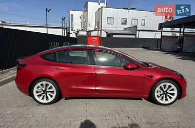 Седан Tesla Model 3 2022 в Львове
