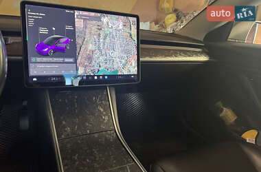 Седан Tesla Model 3 2018 в 