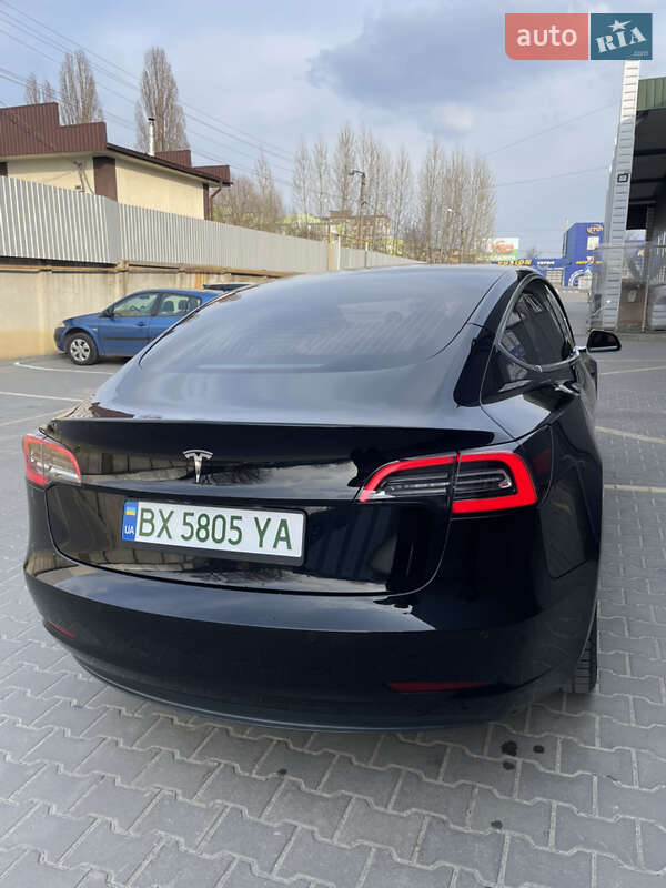 Седан Tesla Model 3 2019 в Хмельницком