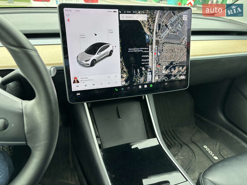 Седан Tesla Model 3 2019 в Києві