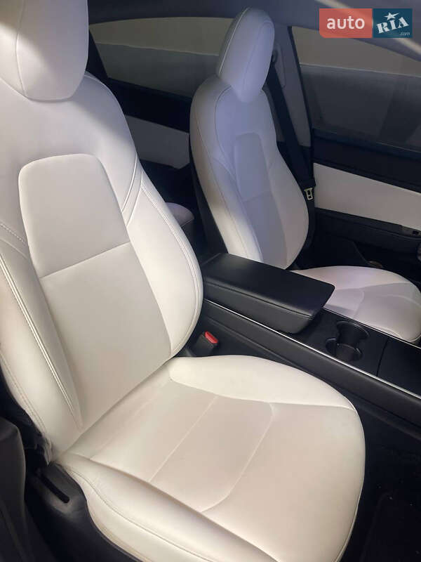 Седан Tesla Model 3 2020 в Киеве фото 16 Седан Tesla Model 3 2020 в Киеве