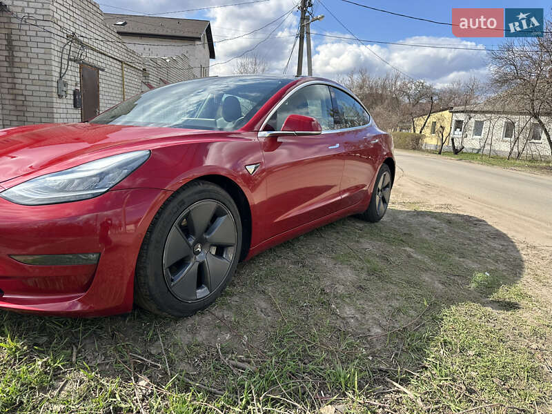 Седан Tesla Model 3 2019 в Харькове