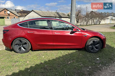 Седан Tesla Model 3 2019 в 