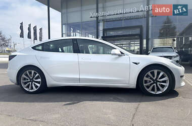 Седан Tesla Model 3 2020 в Хмельницком