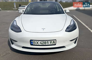 Седан Tesla Model 3 2020 в Хмельницком
