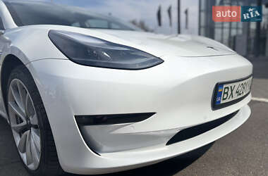 Седан Tesla Model 3 2020 в Хмельницком