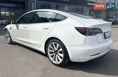 Седан Tesla Model 3 2020 в Хмельницком