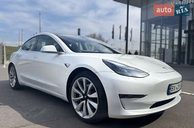Седан Tesla Model 3 2020 в Хмельницком