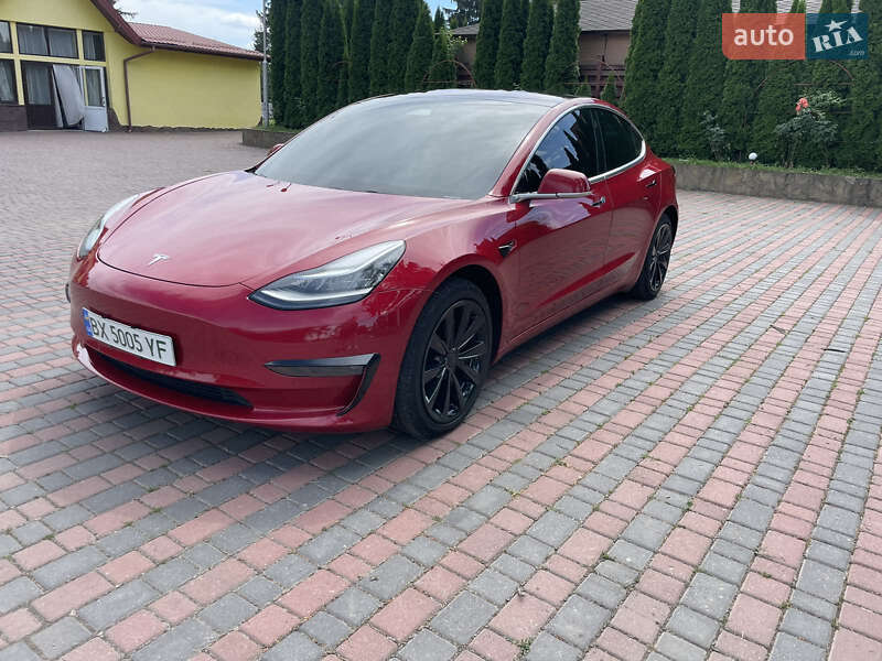 Седан Tesla Model 3 2018 в Черновцах фото 11 Седан Tesla Model 3 2018 в Черновцах