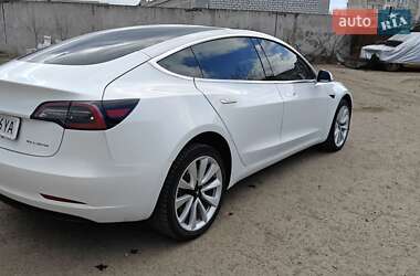 Седан Tesla Model 3 2018 в 