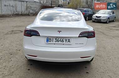 Седан Tesla Model 3 2018 в 