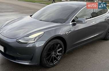 Седан Tesla Model 3 2019 в Харкові