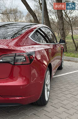 Седан Tesla Model 3 2018 в 