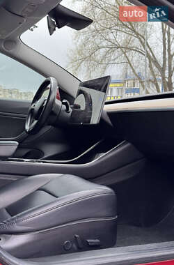 Седан Tesla Model 3 2018 в 