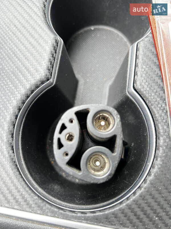 Седан Tesla Model 3 2020 в Львове фото 24 Седан Tesla Model 3 2020 в Львове